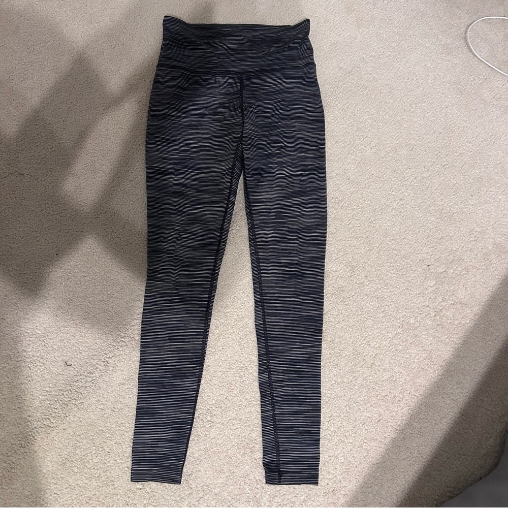 Tek Gear Black/Grey Striped Leggings - Small